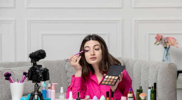 Every Girl should know these Makeup Tips and Tricks!